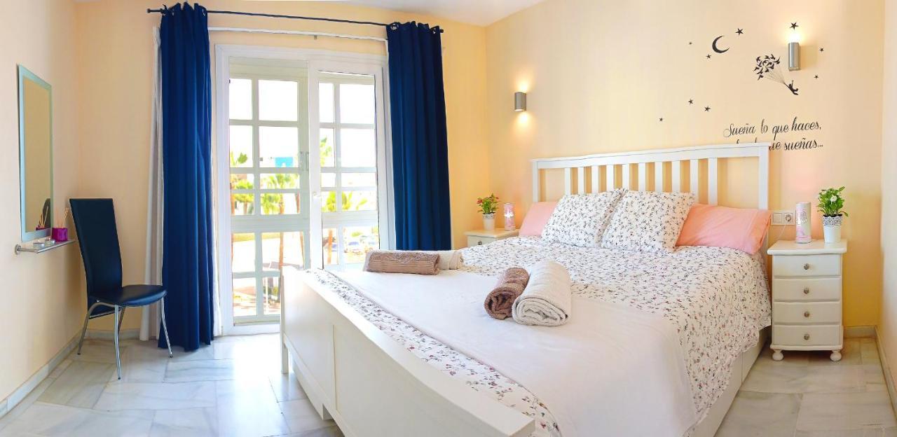 Puerto Marina Luxury Apartment With Sea Views เบนัลมาเดนา ภายนอก รูปภาพ
